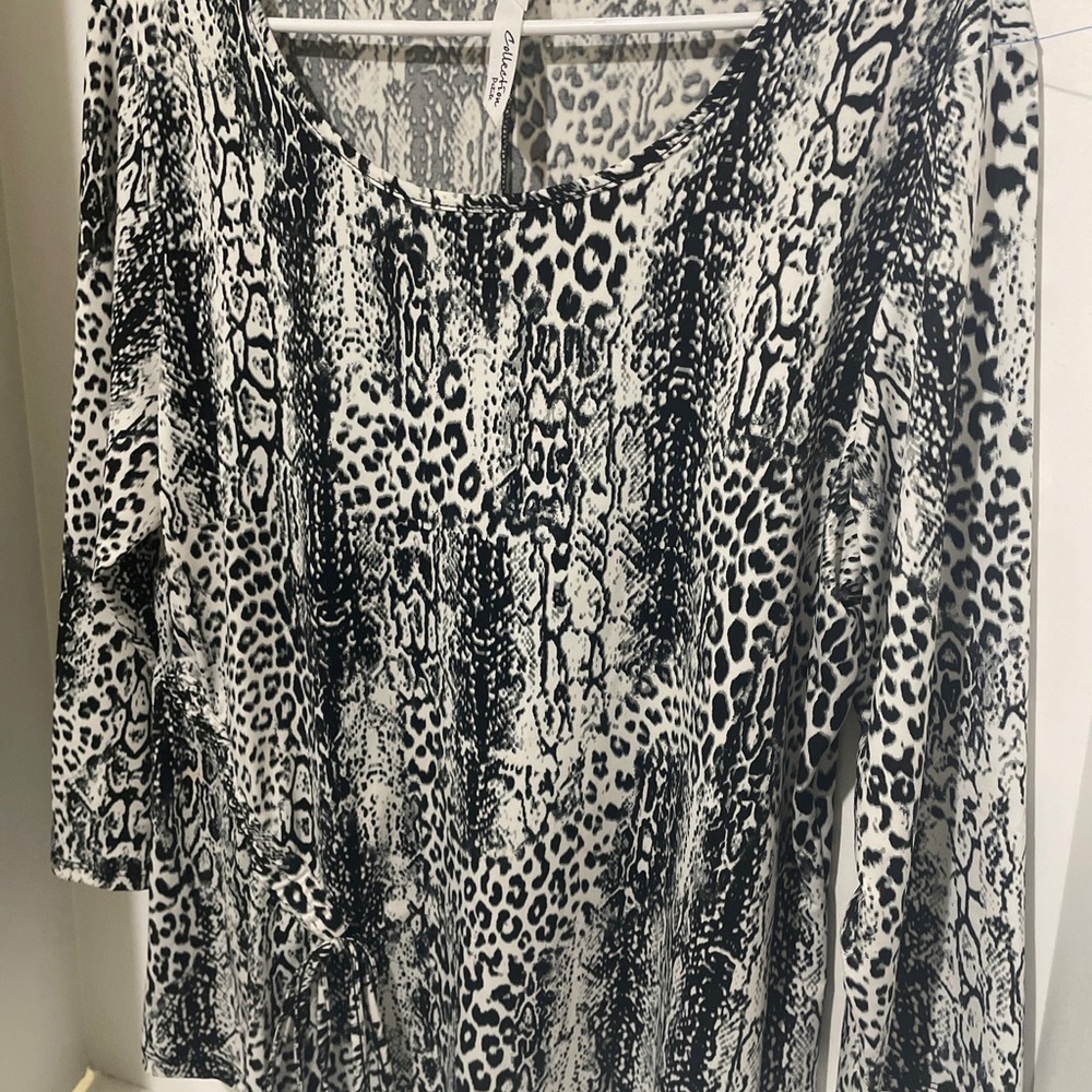 ny collection top petite size PL animal print  women top pullover shirt blouse